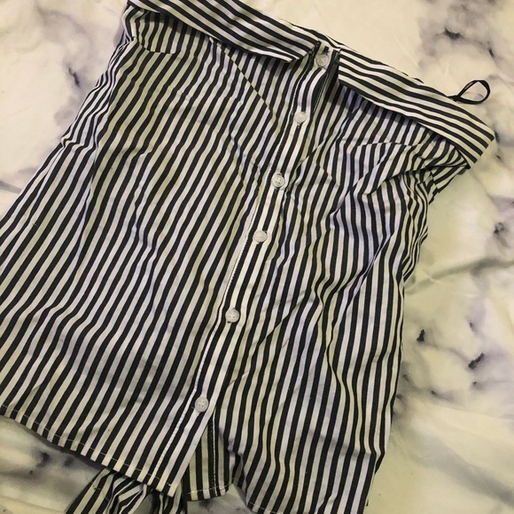 Stripped strapless blouse - Picture 4 of 4